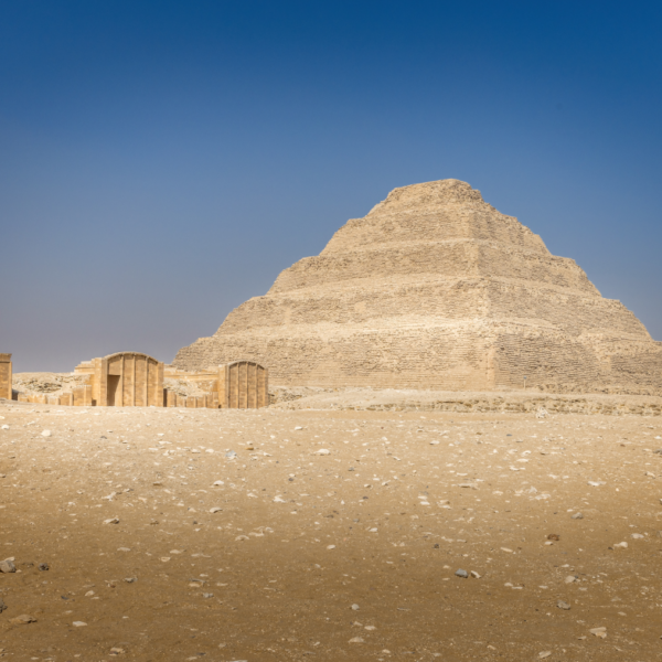 A full day tour pyramids -Saqqara – Dahshure – Giza plateau